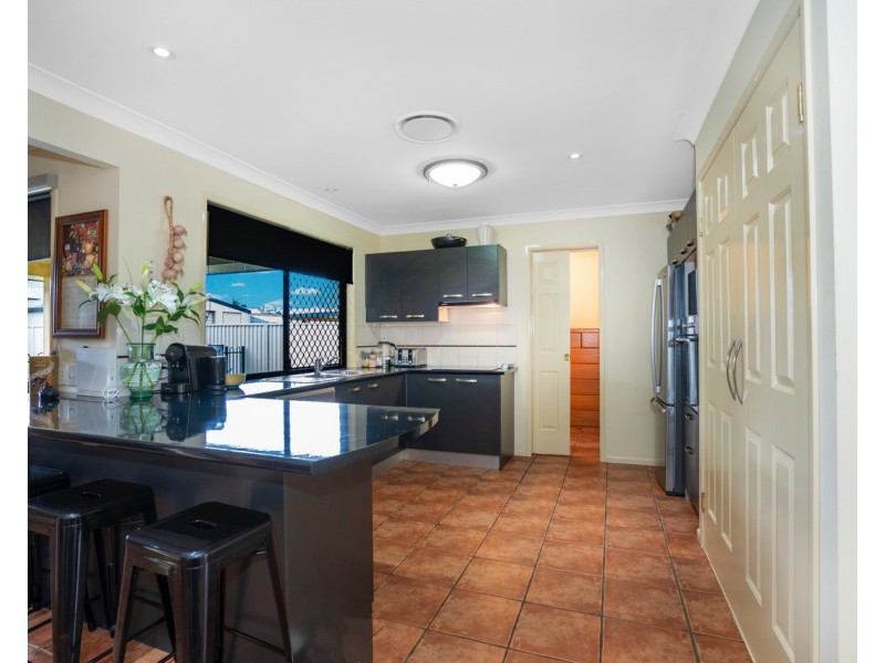 224 Endeavour Drive, Banksia Beach QLD 4507