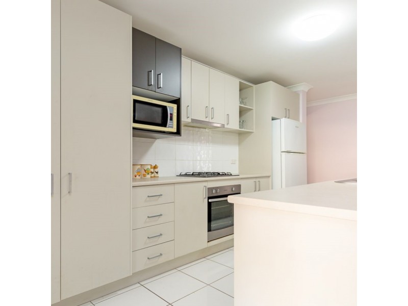 225 Endeavour Drive, Banksia Beach QLD 4507