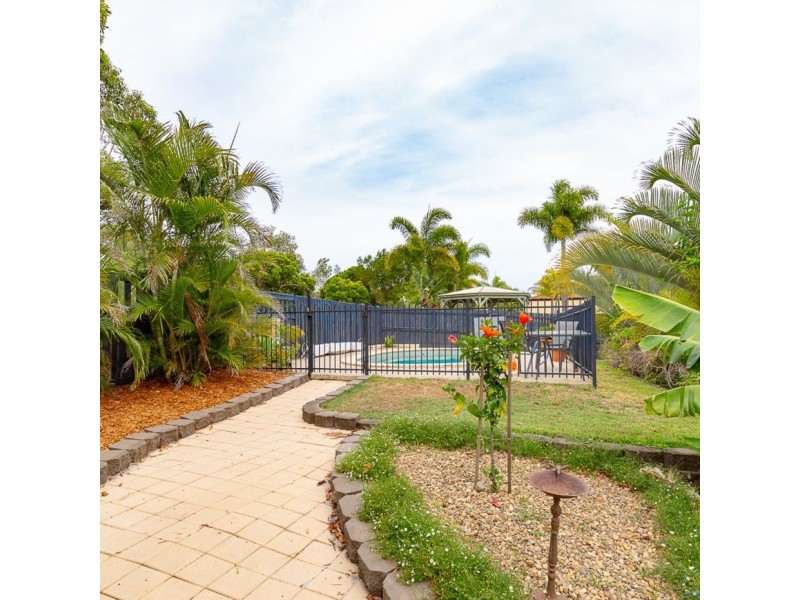 225 Endeavour Drive, Banksia Beach QLD 4507