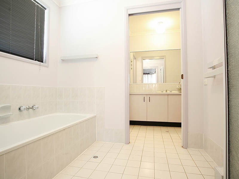 Sandstone Point QLD 4511