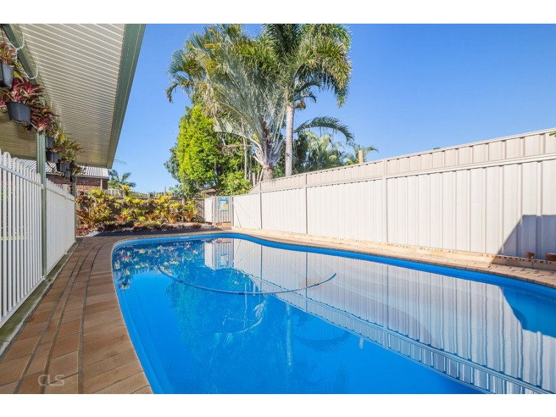 18 Endeavour Drive, Banksia Beach QLD 4507