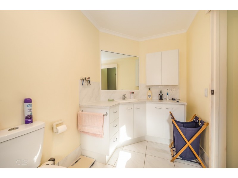 18 Endeavour Drive, Banksia Beach QLD 4507