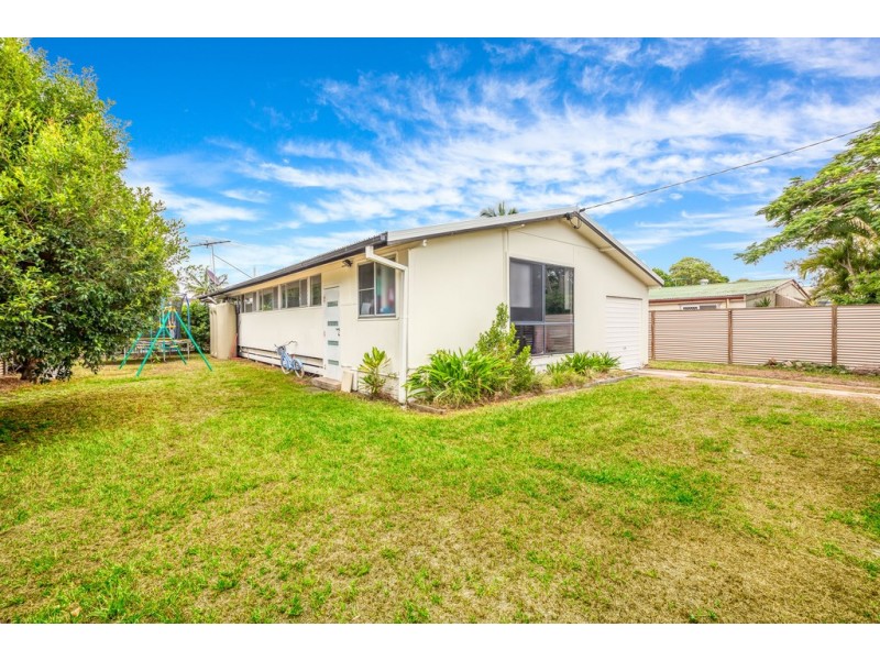 10 Gidya Avenue, Bongaree QLD 4507