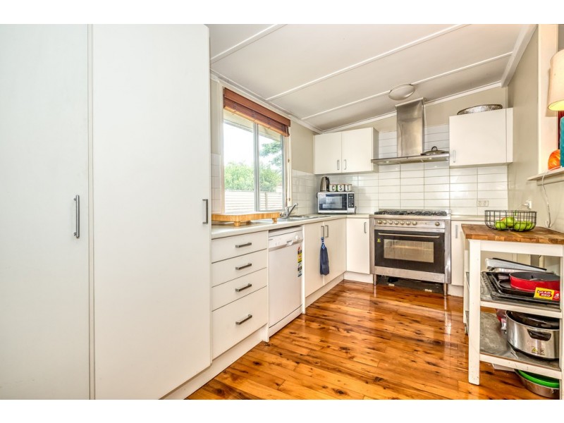 10 Gidya Avenue, Bongaree QLD 4507