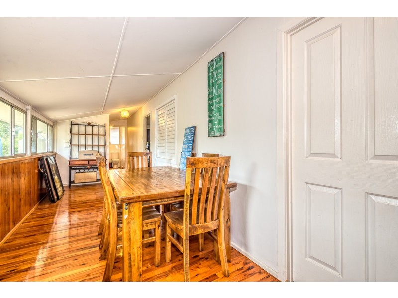 10 Gidya Avenue, Bongaree QLD 4507