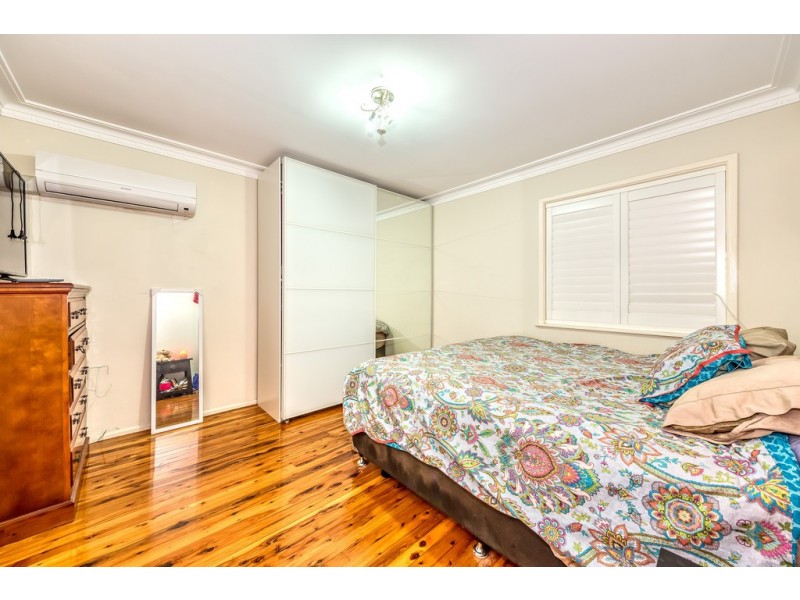 10 Gidya Avenue, Bongaree QLD 4507