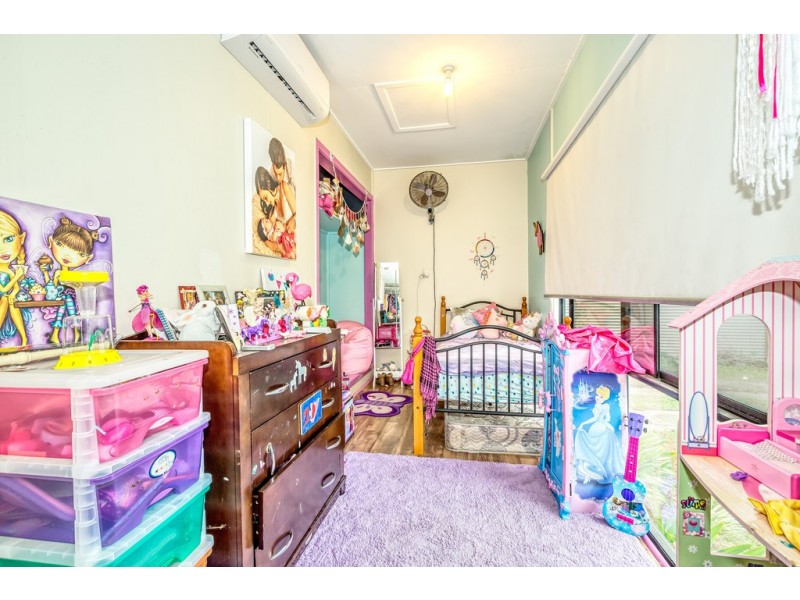 10 Gidya Avenue, Bongaree QLD 4507