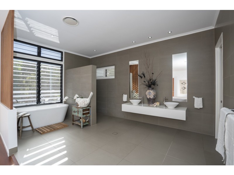 15 Bracken Street, Woorim QLD 4507