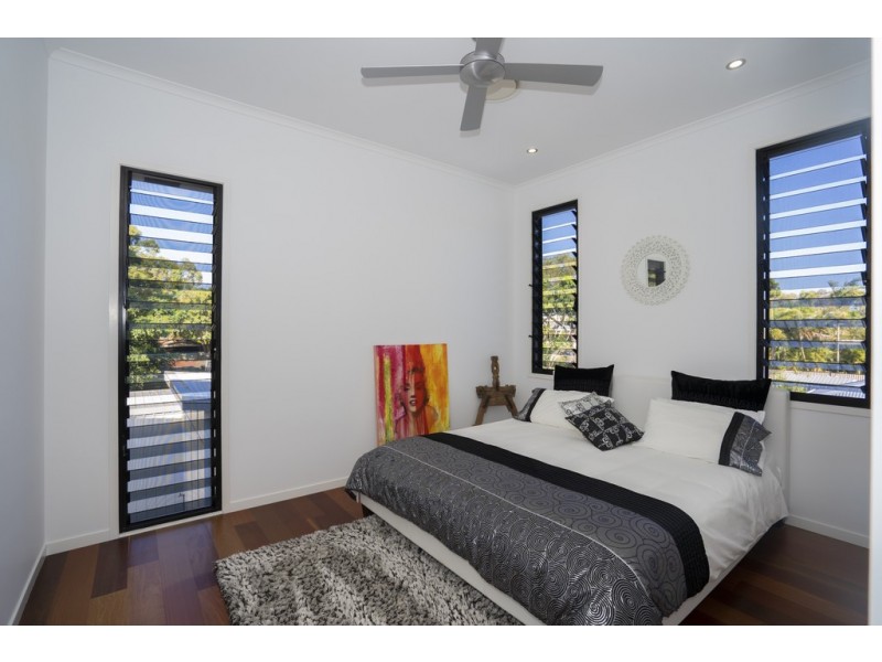 15 Bracken Street, Woorim QLD 4507