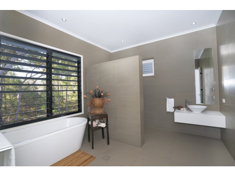 15 Bracken Street, Woorim QLD 4507