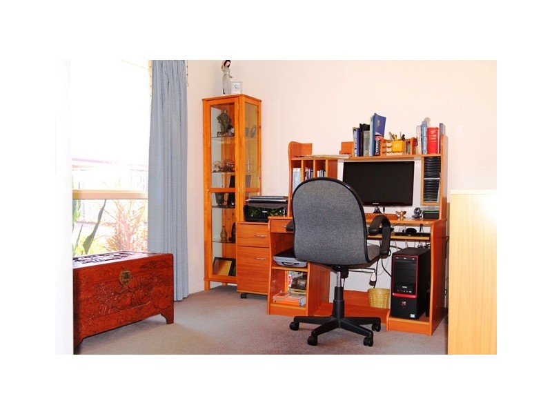 Sandstone Point QLD 4511