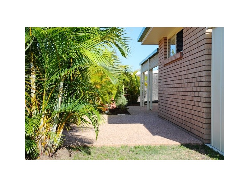 Sandstone Point QLD 4511