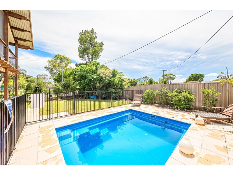 12 Charlotte Avenue, Bongaree QLD 4507