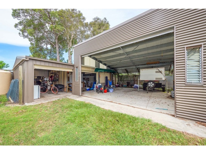 12 Charlotte Avenue, Bongaree QLD 4507