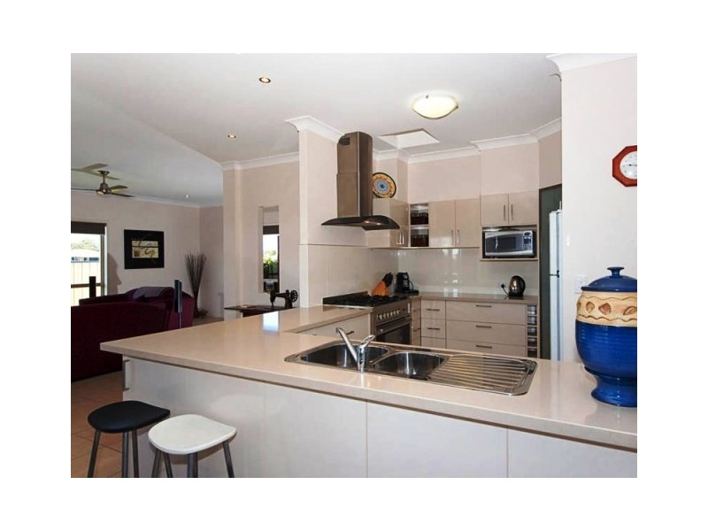 50 Pentas Drive, Bongaree QLD 4507