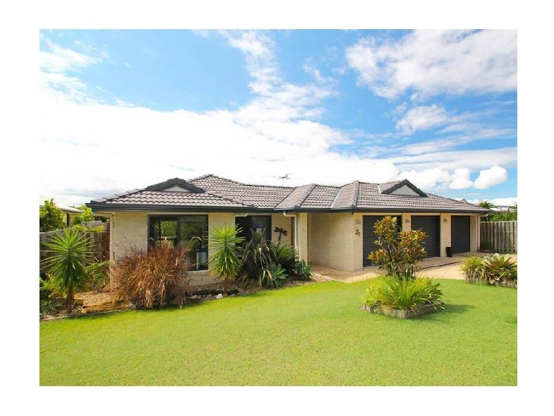 Sandstone Point QLD 4511