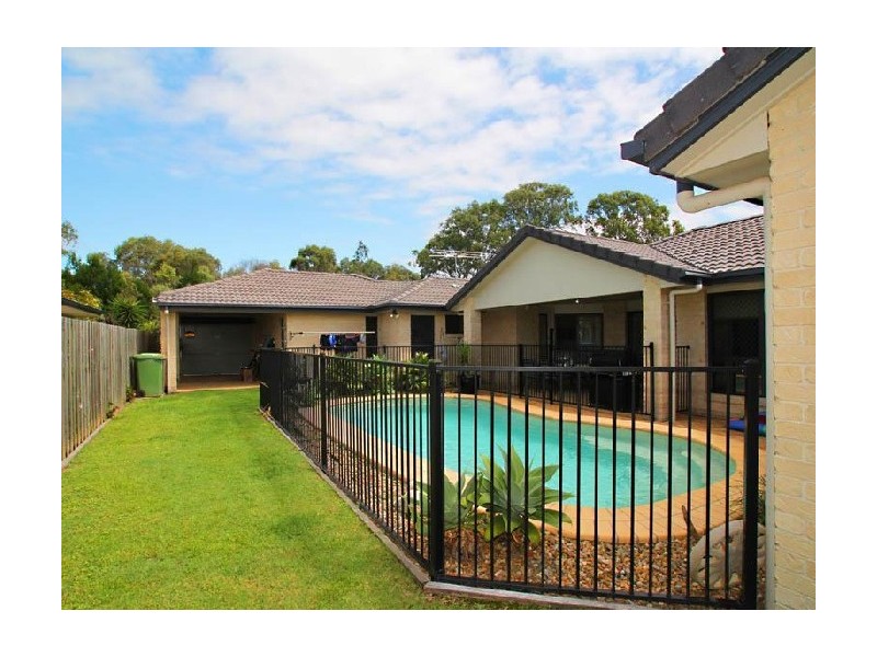 Sandstone Point QLD 4511