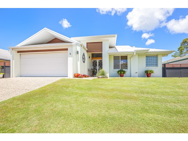 4 Schooner Court, Banksia Beach QLD 4507