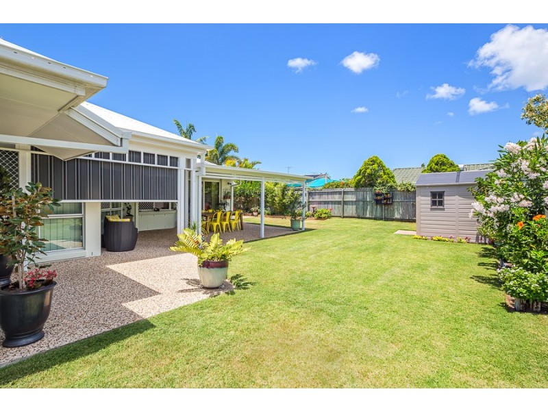 4 Schooner Court, Banksia Beach QLD 4507