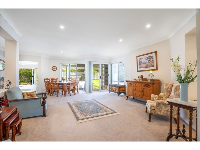 4 Schooner Court, Banksia Beach QLD 4507