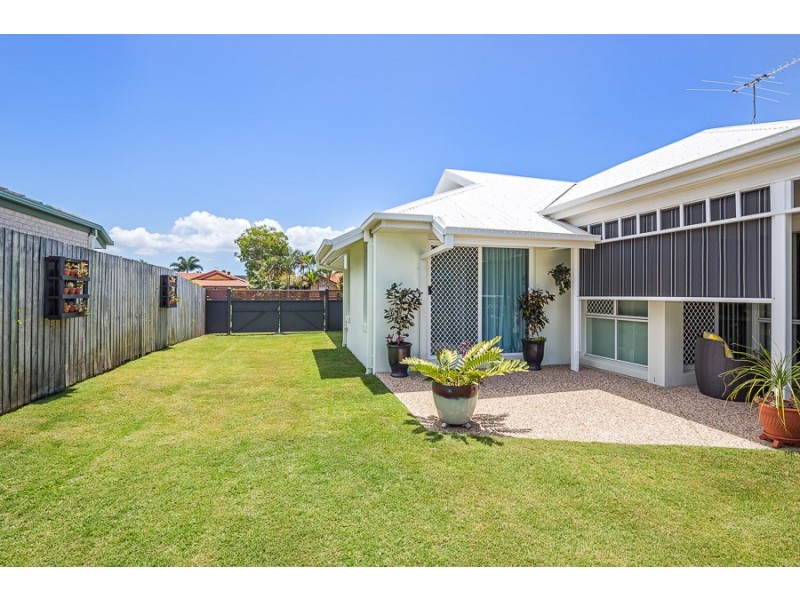 4 Schooner Court, Banksia Beach QLD 4507