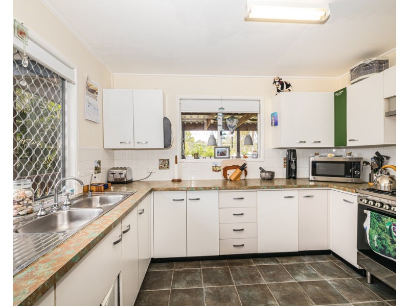 17 Parwan Avenue, Bellara QLD 4507