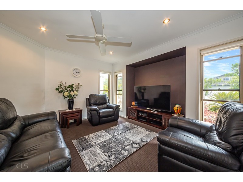 154-156 Marina Boulevard, Banksia Beach QLD 4507
