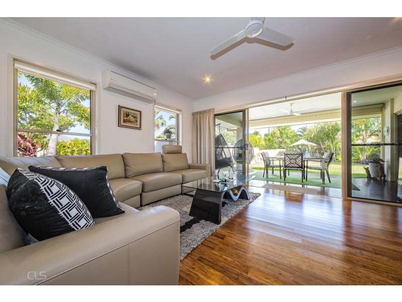 154-156 Marina Boulevard, Banksia Beach QLD 4507