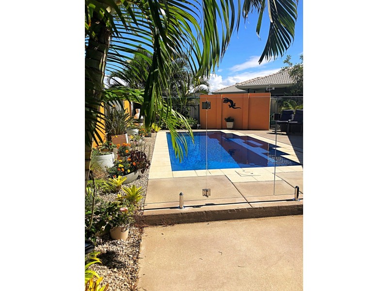 154-156 Marina Boulevard, Banksia Beach QLD 4507