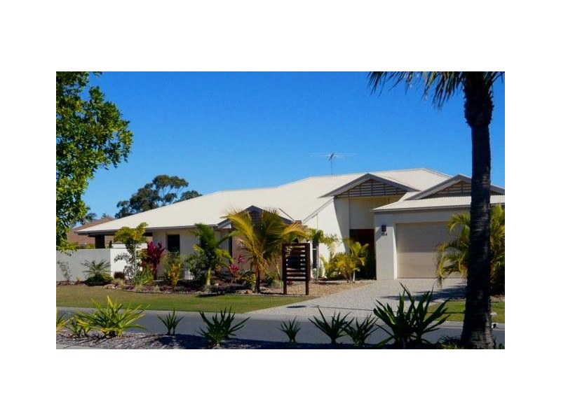 154-156 Marina Boulevard, Banksia Beach QLD 4507