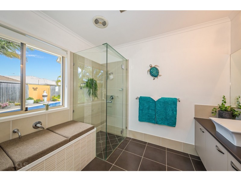 154-156 Marina Boulevard, Banksia Beach QLD 4507