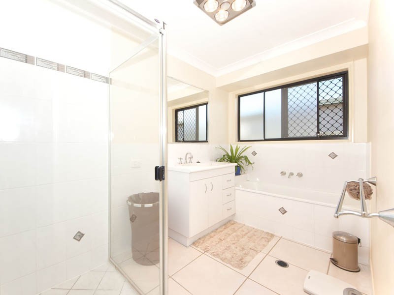 Sandstone Point QLD 4511