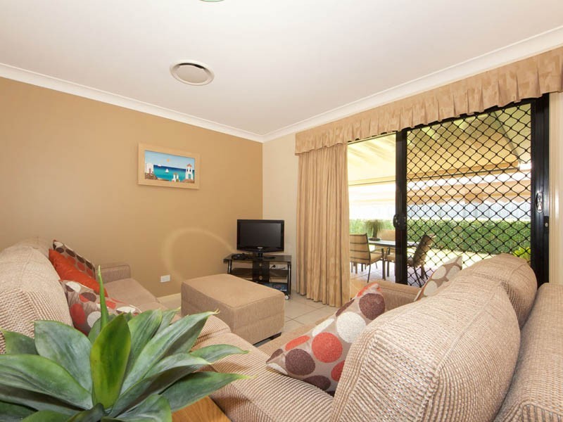 Sandstone Point QLD 4511