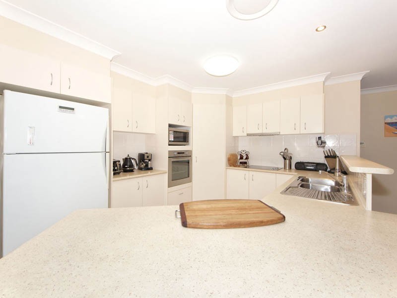Sandstone Point QLD 4511