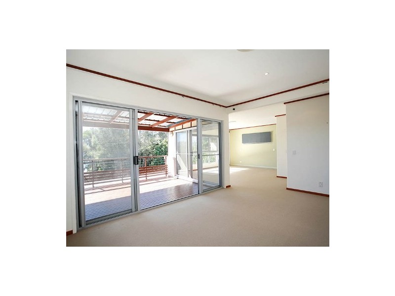 Sandstone Point QLD 4511