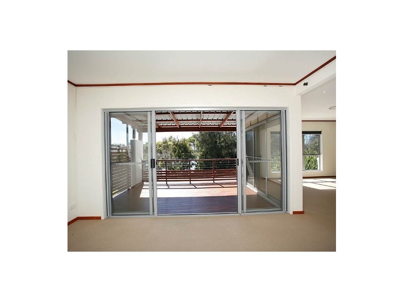 Sandstone Point QLD 4511