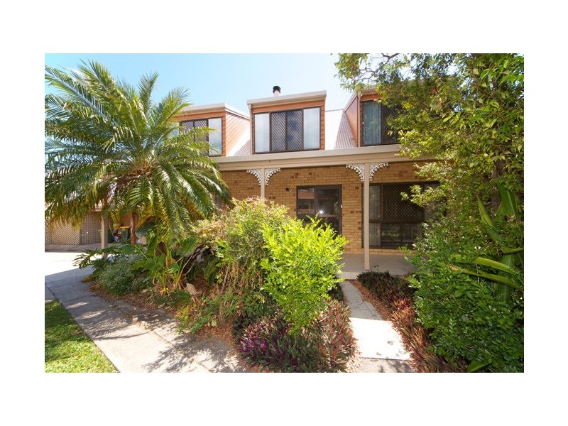 Sandstone Point QLD 4511