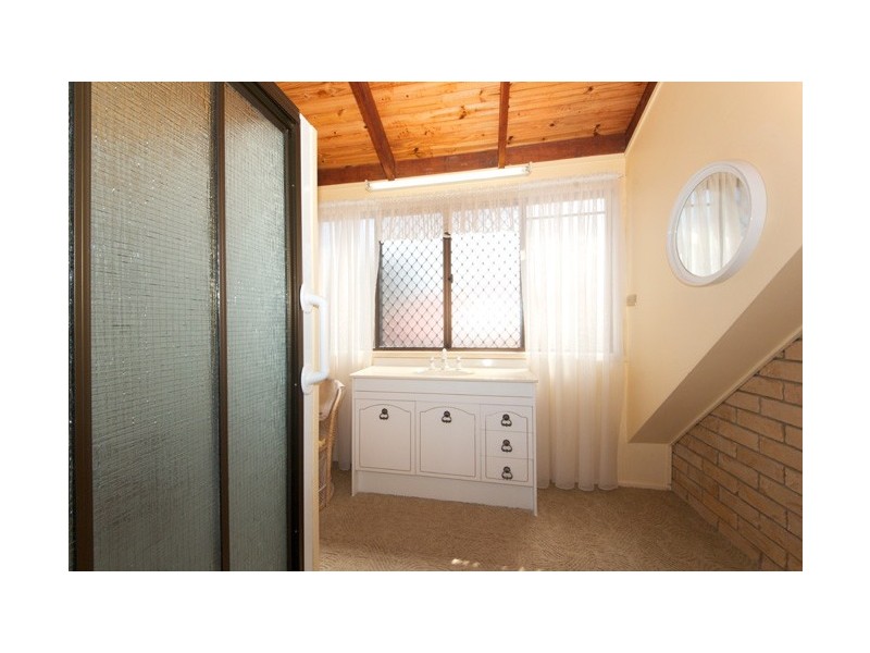 Sandstone Point QLD 4511