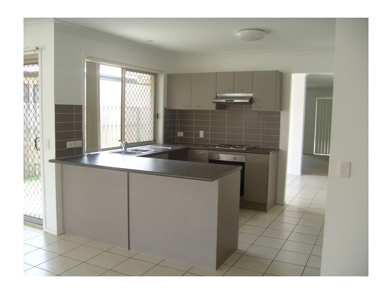 Sandstone Point QLD 4511