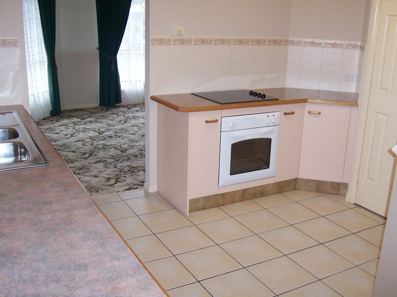 Sandstone Point QLD 4511