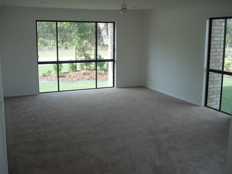 Sandstone Point QLD 4511