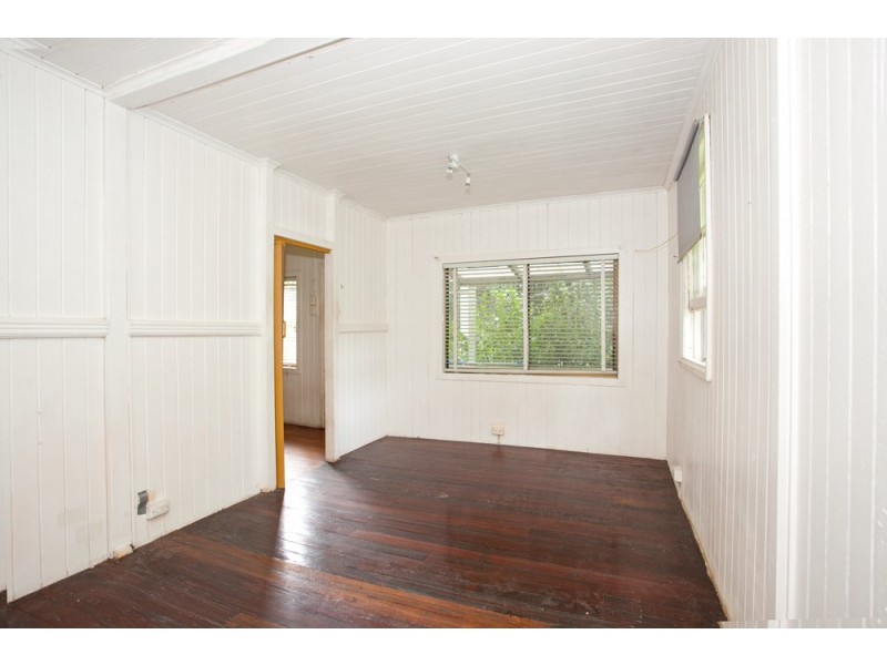 1443 Bribie Island Rd, Ningi QLD 4511