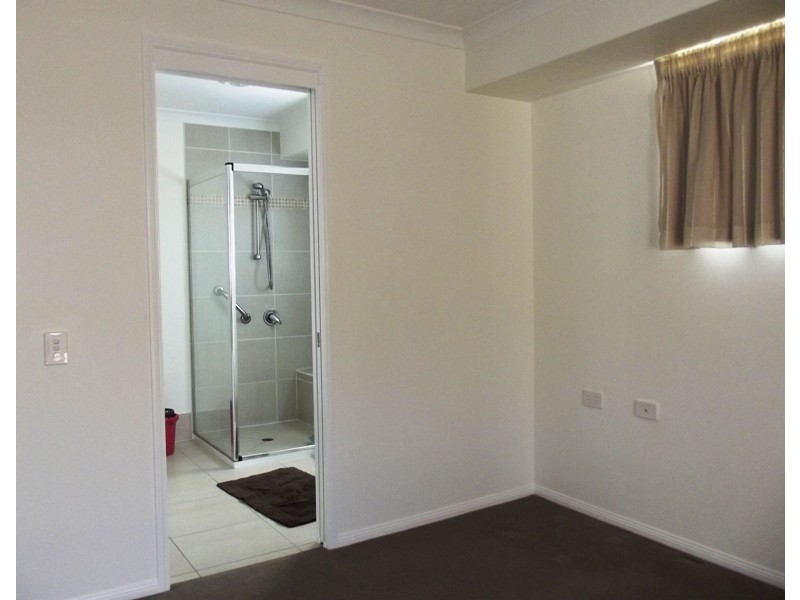 87/210 Bestman Rd, Sandstone Point QLD 4511