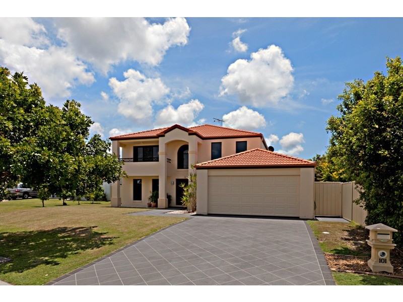 101 Voyagers Dve, Banksia Beach QLD 4507