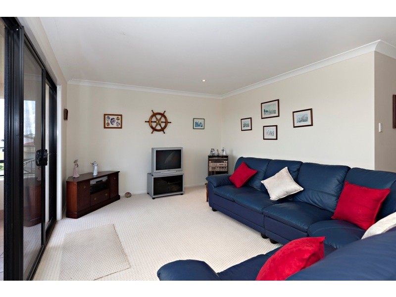 101 Voyagers Dve, Banksia Beach QLD 4507