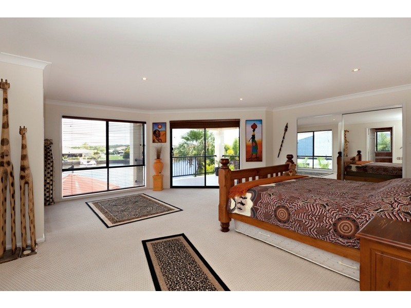 101 Voyagers Dve, Banksia Beach QLD 4507