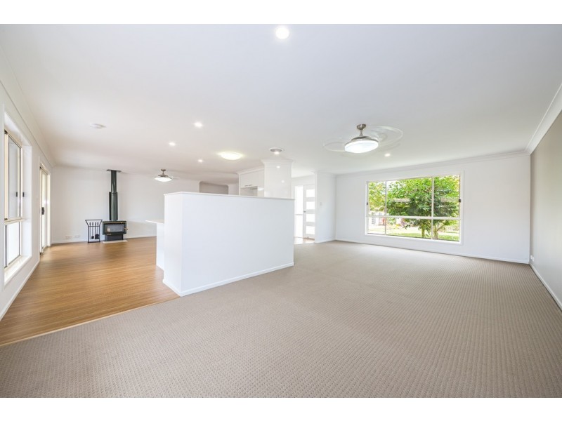 88 Avon Avenue, Banksia Beach QLD 4507
