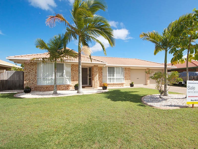 12 Winch Crt, Banksia Beach QLD 4507