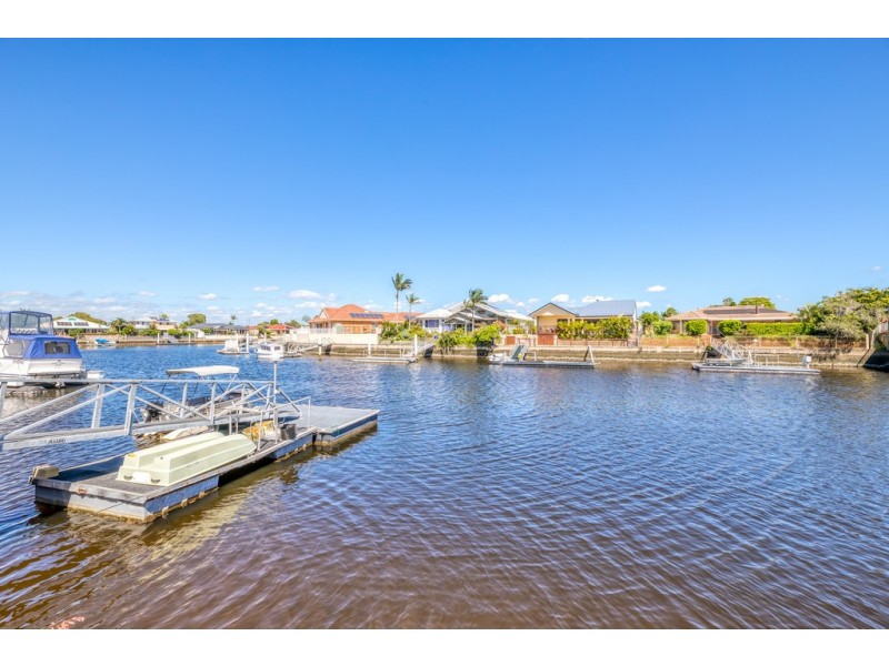 2/20 Port Drive, Banksia Beach QLD 4507