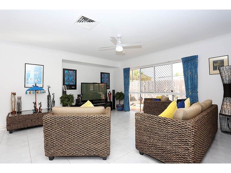 226 Endeavour Drive, Banksia Beach QLD 4507